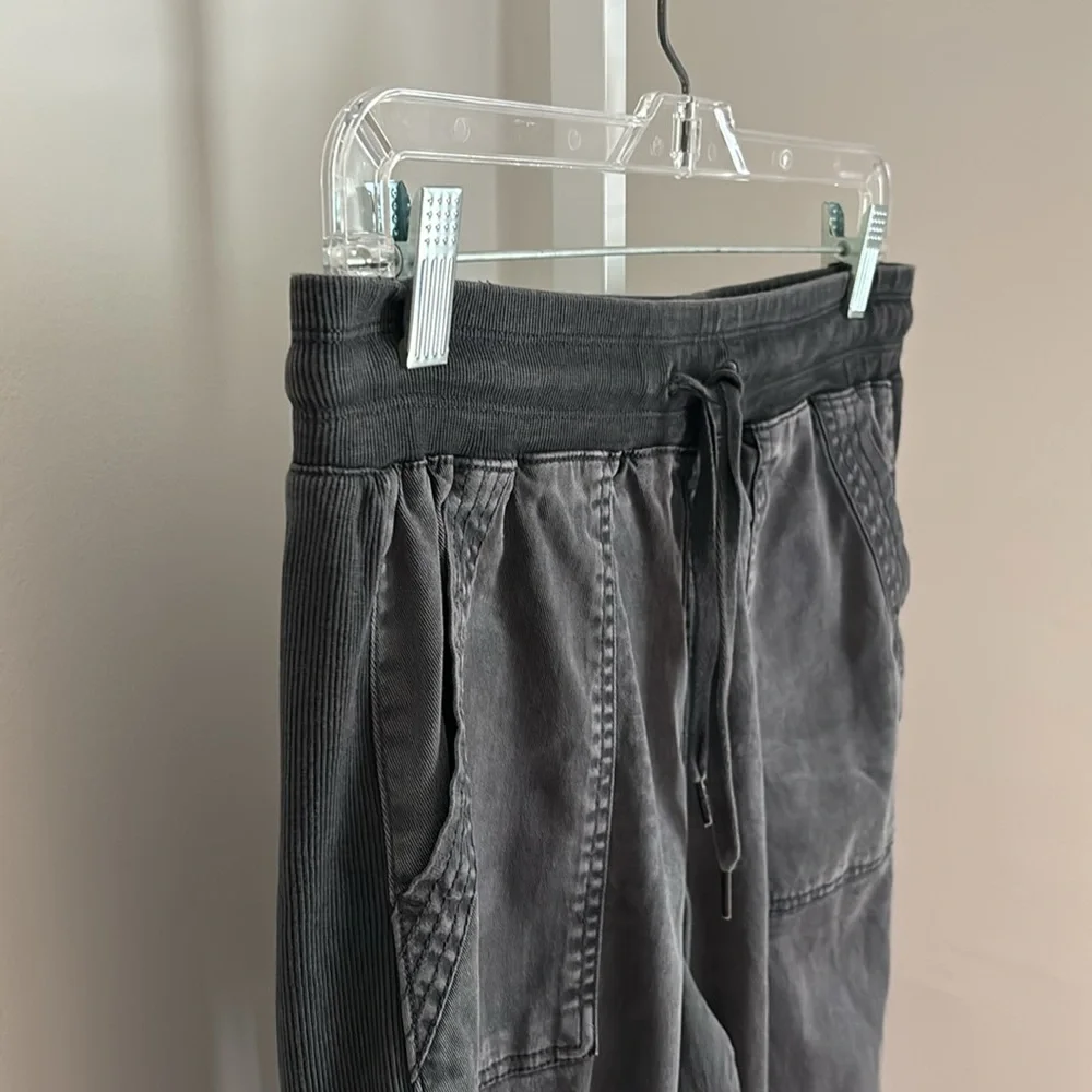 Splendid Jessie Gray Denim Jogger Women’s Size Small - Picture 5 of 7